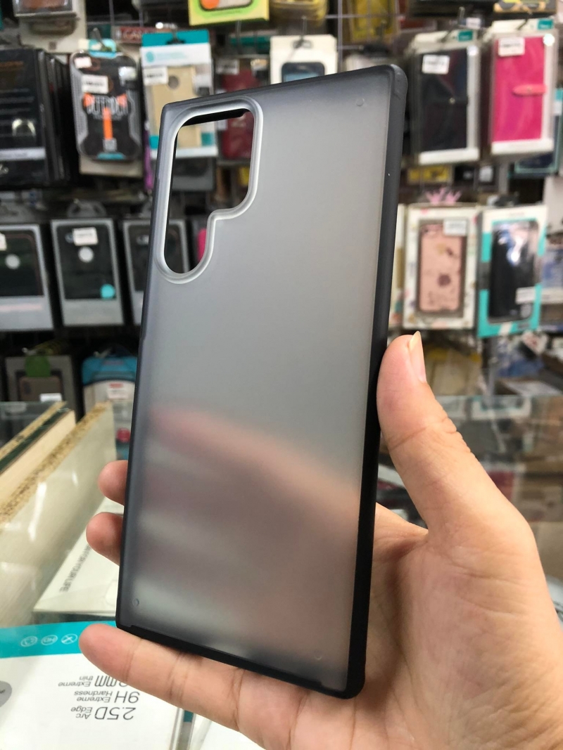 Ốp Lưng Samsung Galaxy S22 Ultra Viền Màu Lưng Mờ Chống Va Đập Hiệu Likgus mặt lưng mờ gam màu nhu thanh lịch hạn chế trầy xước và chống va đập hiệu quả